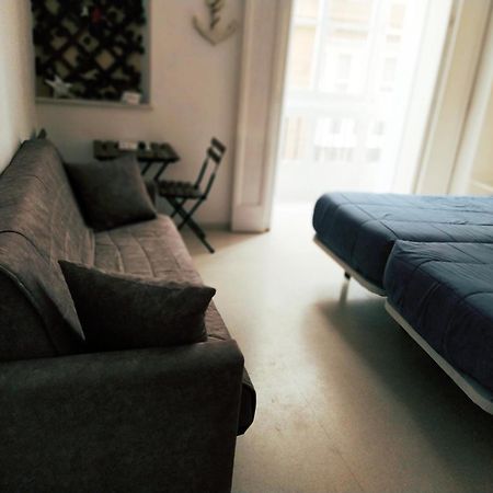 Hostal Casa Nautilus カディス エクステリア 写真