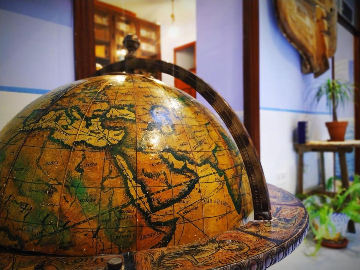 Hostal Casa Nautilus カディス エクステリア 写真
