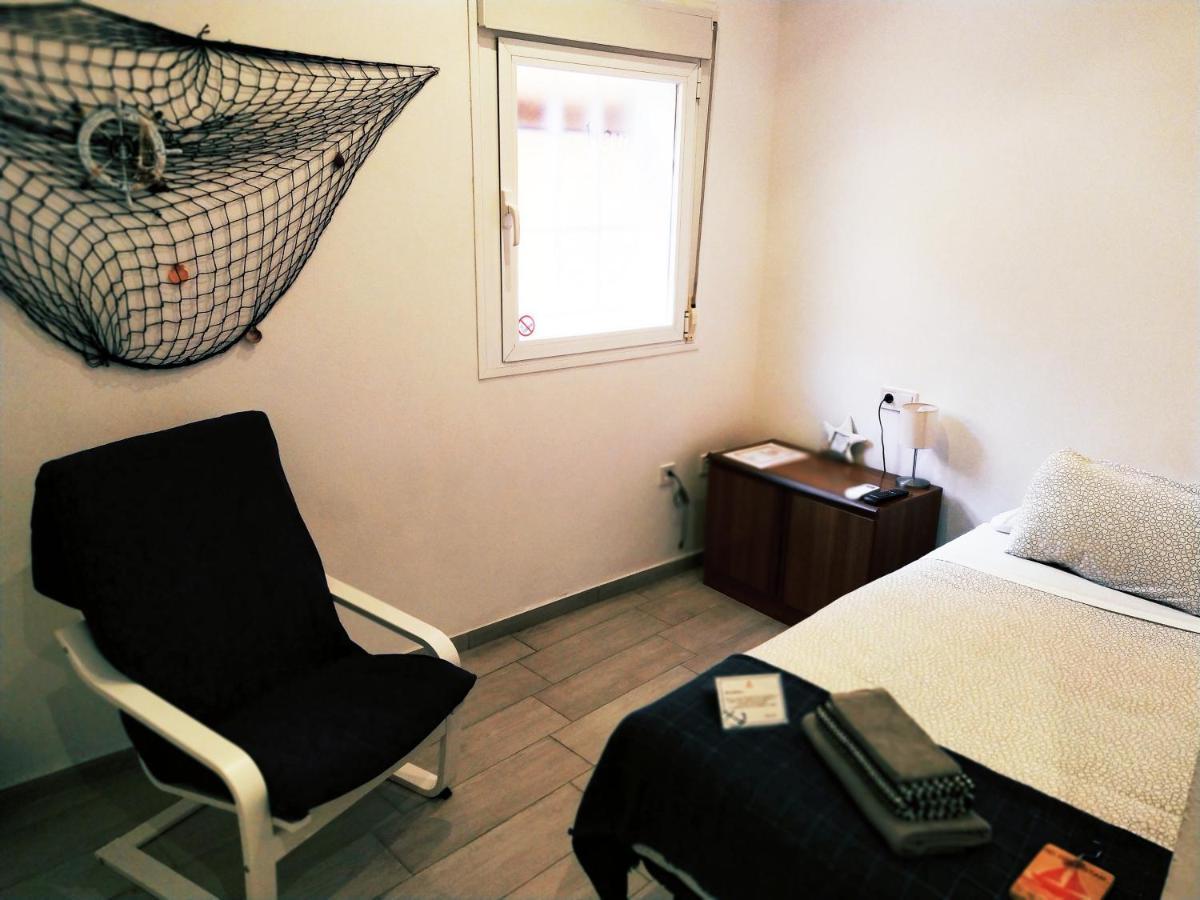 Hostal Casa Nautilus カディス エクステリア 写真