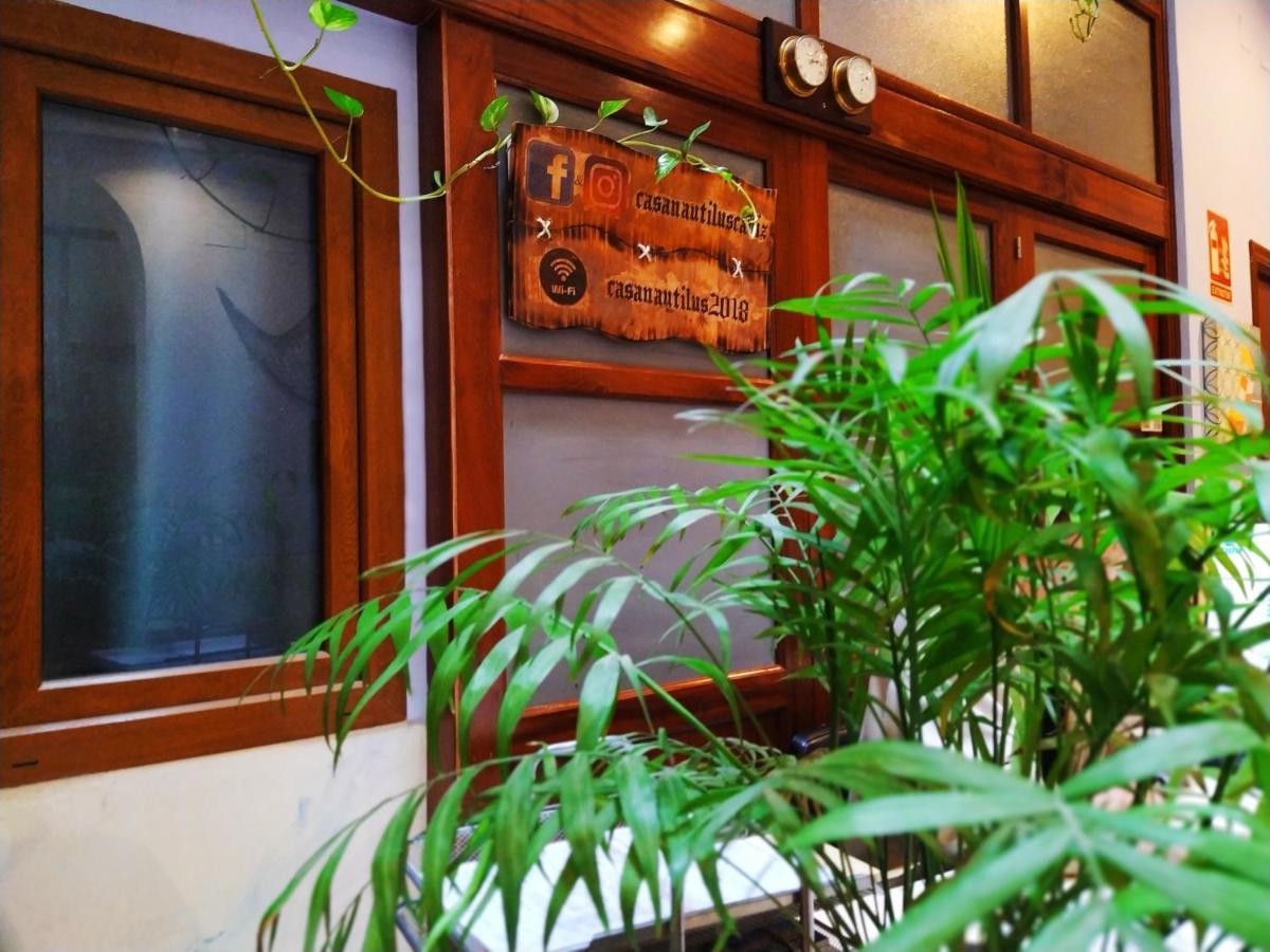 Hostal Casa Nautilus カディス エクステリア 写真