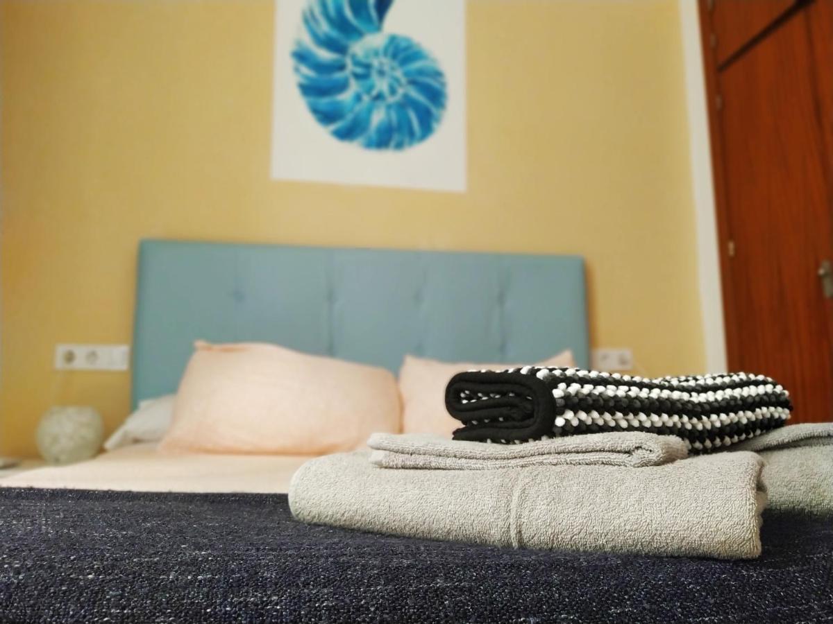 Hostal Casa Nautilus カディス エクステリア 写真